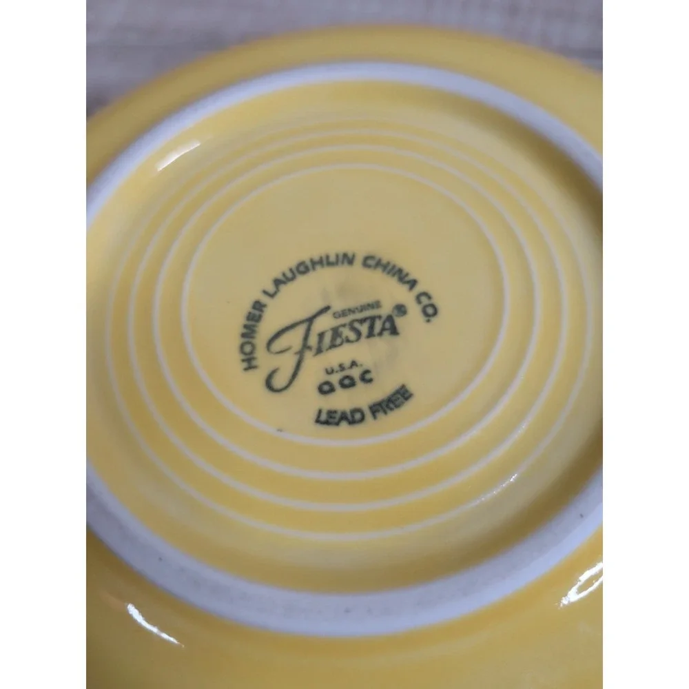 Homer Laughlin Fiestaware 5-pc Place Setting Yellow